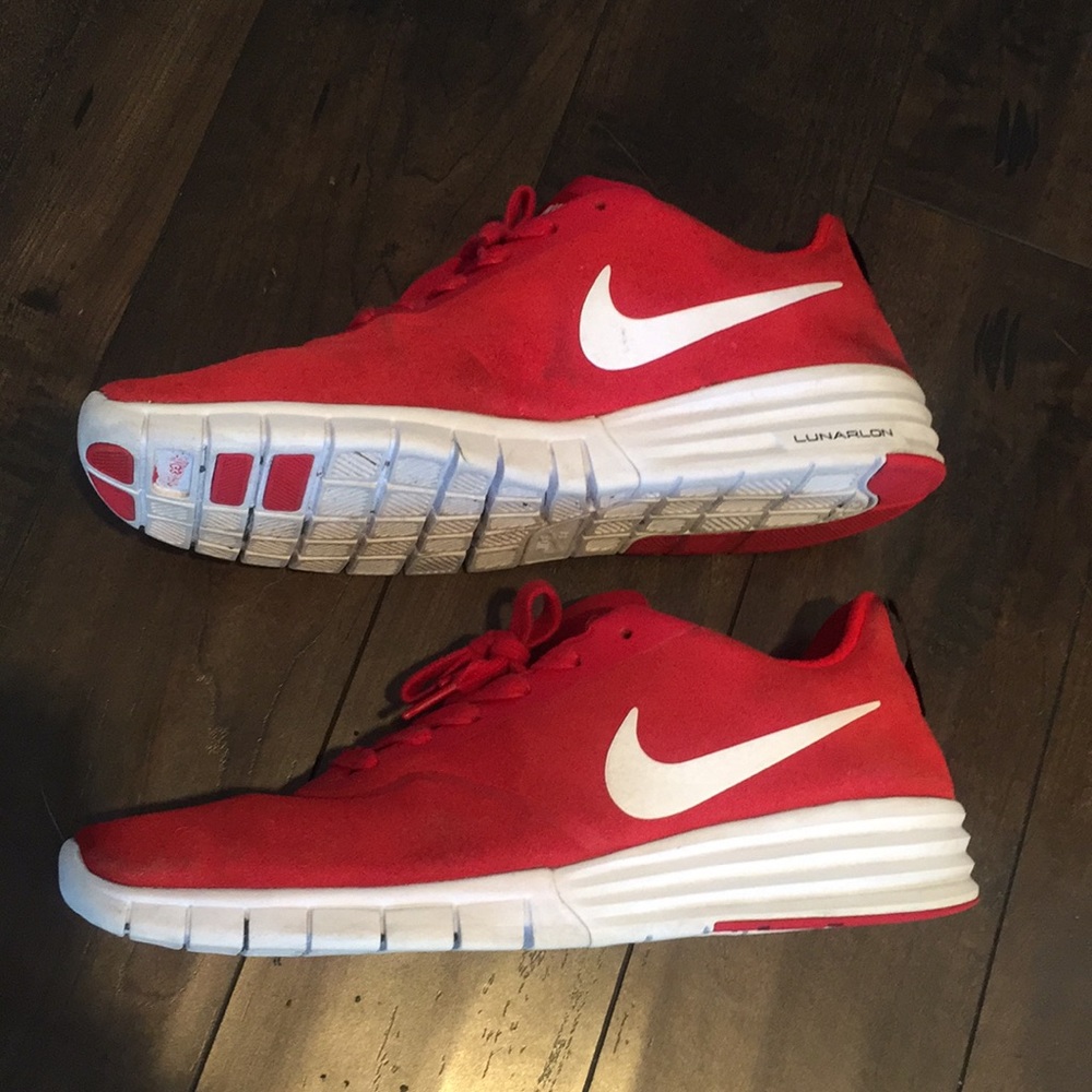 Men's Nike running shoes size 10